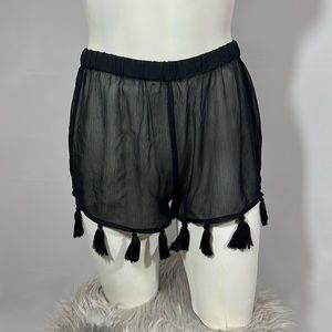 BOOHOO BLACK SHORT SIZE M